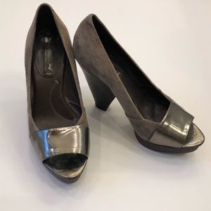 BCBG Maxazaria | Nole Platform | 8